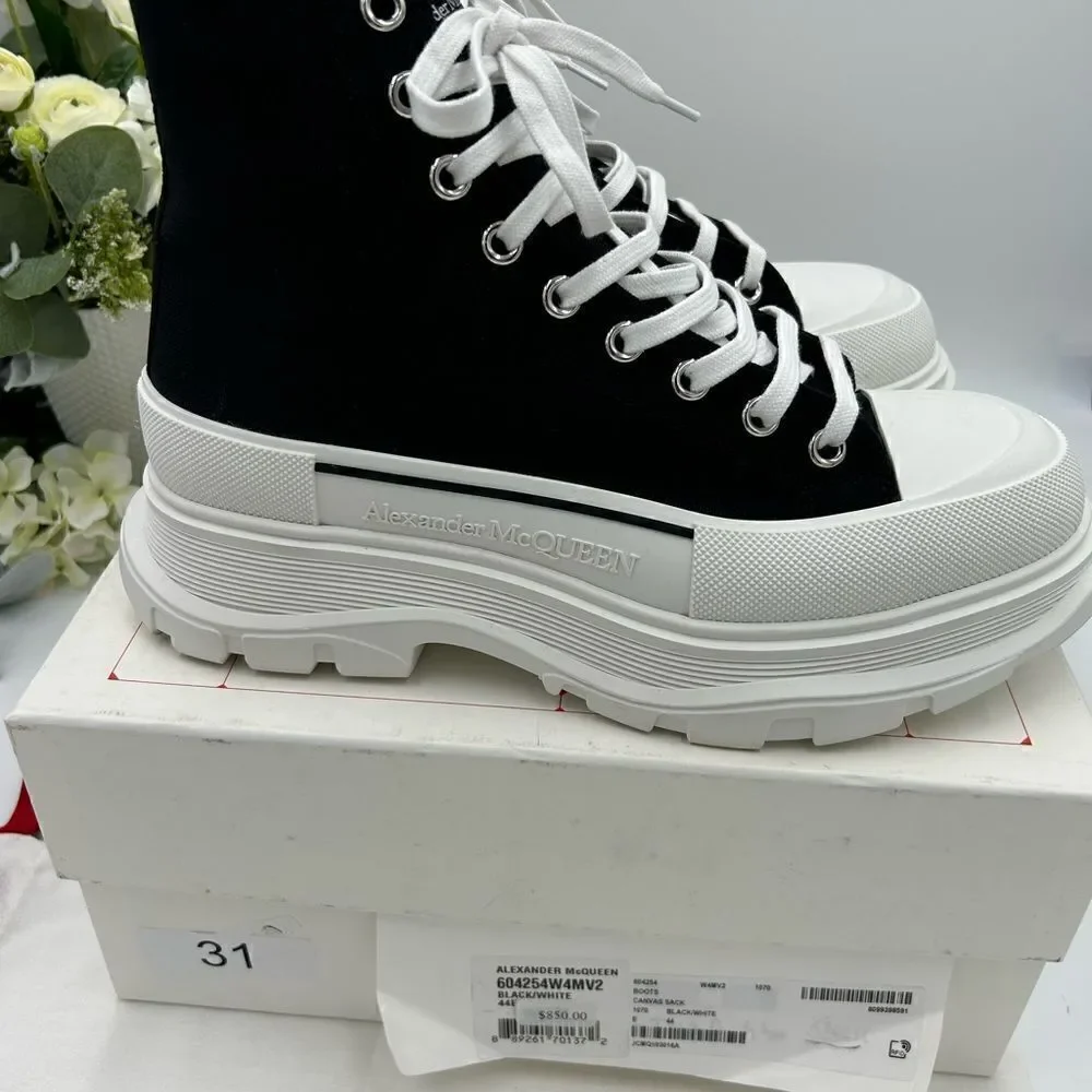 Men’s Alexander McQueen tread slick sneakers, size 44 made in Italy